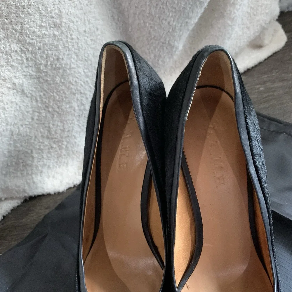 L.A.M.B by Gwen Stefani Calf Hair Floating Platform Stiletto Pump Heels Size 7.5